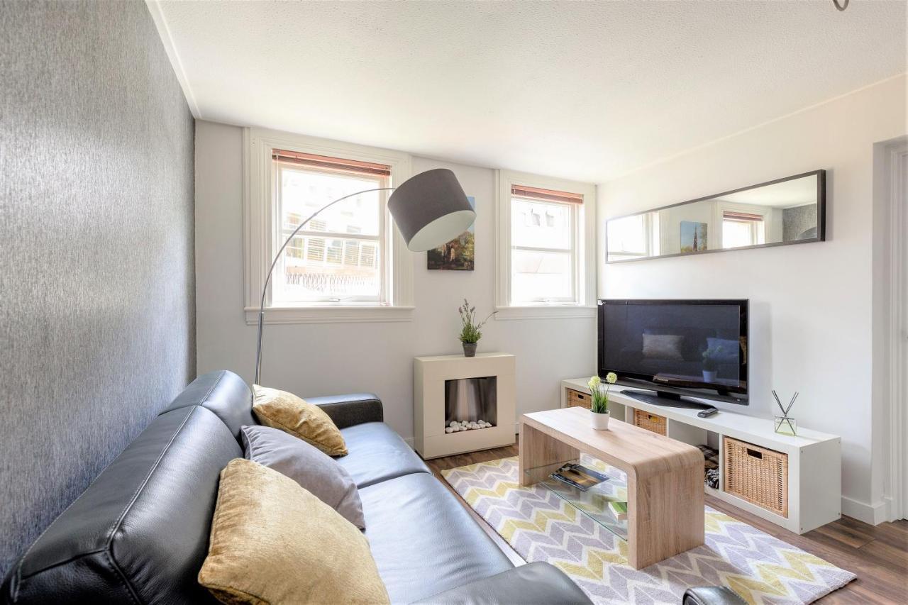 Stunning 1 Bed At Holyrood Palace & Arthurs Seat Edinburgh Dış mekan fotoğraf