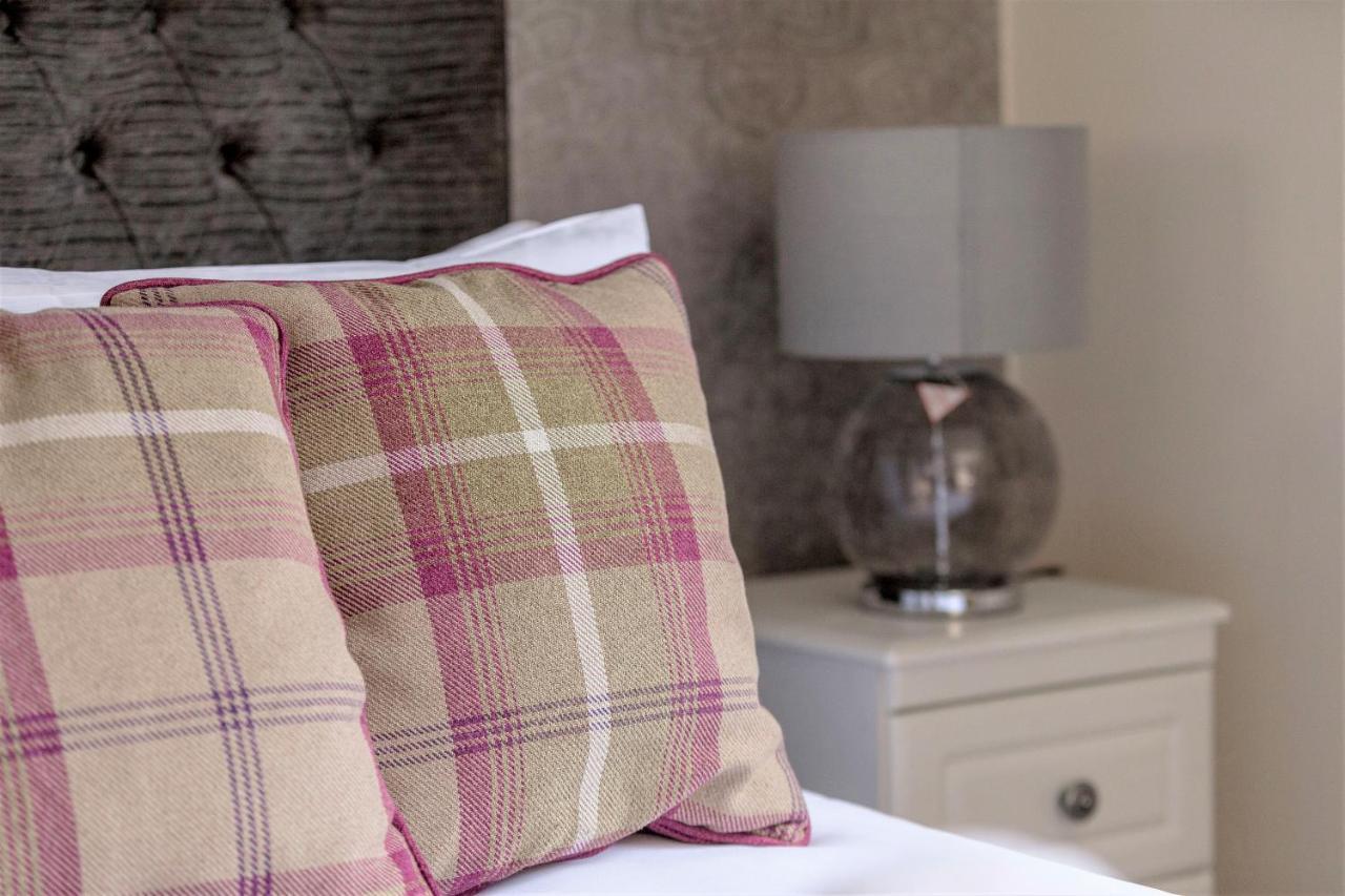 Stunning 1 Bed At Holyrood Palace & Arthurs Seat Edinburgh Dış mekan fotoğraf